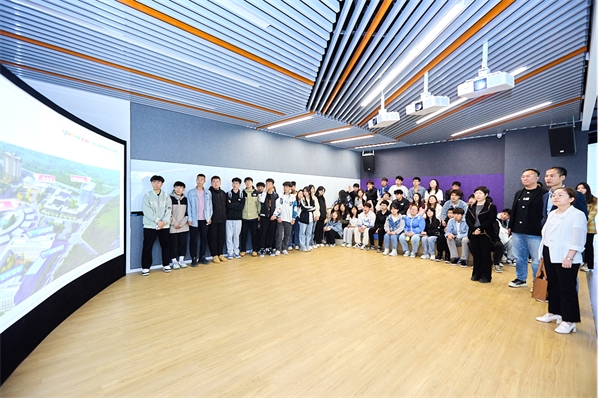 內(nèi)蒙古農(nóng)業(yè)大學(xué)職業(yè)技術(shù)學(xué)院赴云科訪(fǎng)企拓崗